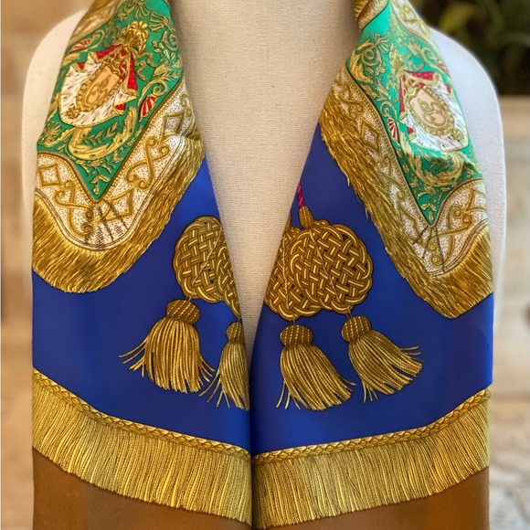 HERMÈS Poste et Cavalerie Silk Twill Scarf, 90, 1986, EUC - Picture 4 of 10